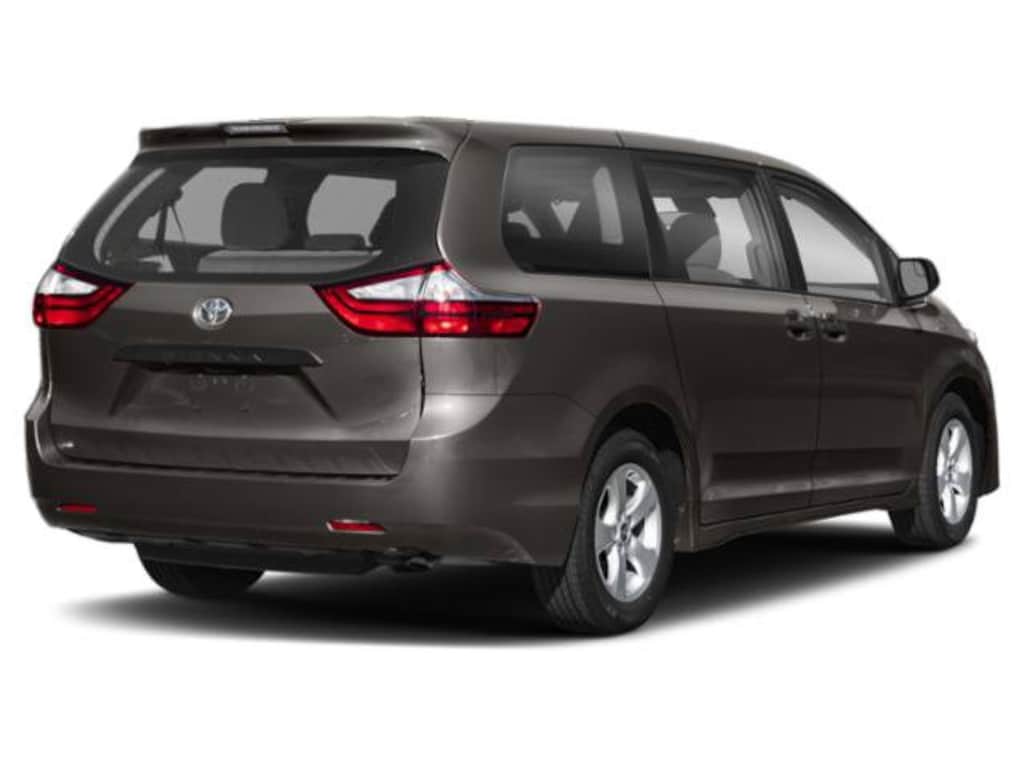 Used 2018 Toyota Sienna XLE Premium Minivan
