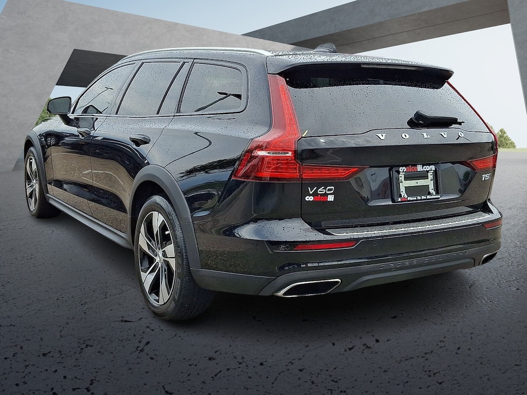Used 2020 Volvo V60 Cross Country 4DR WGN AWD T5 Wagon