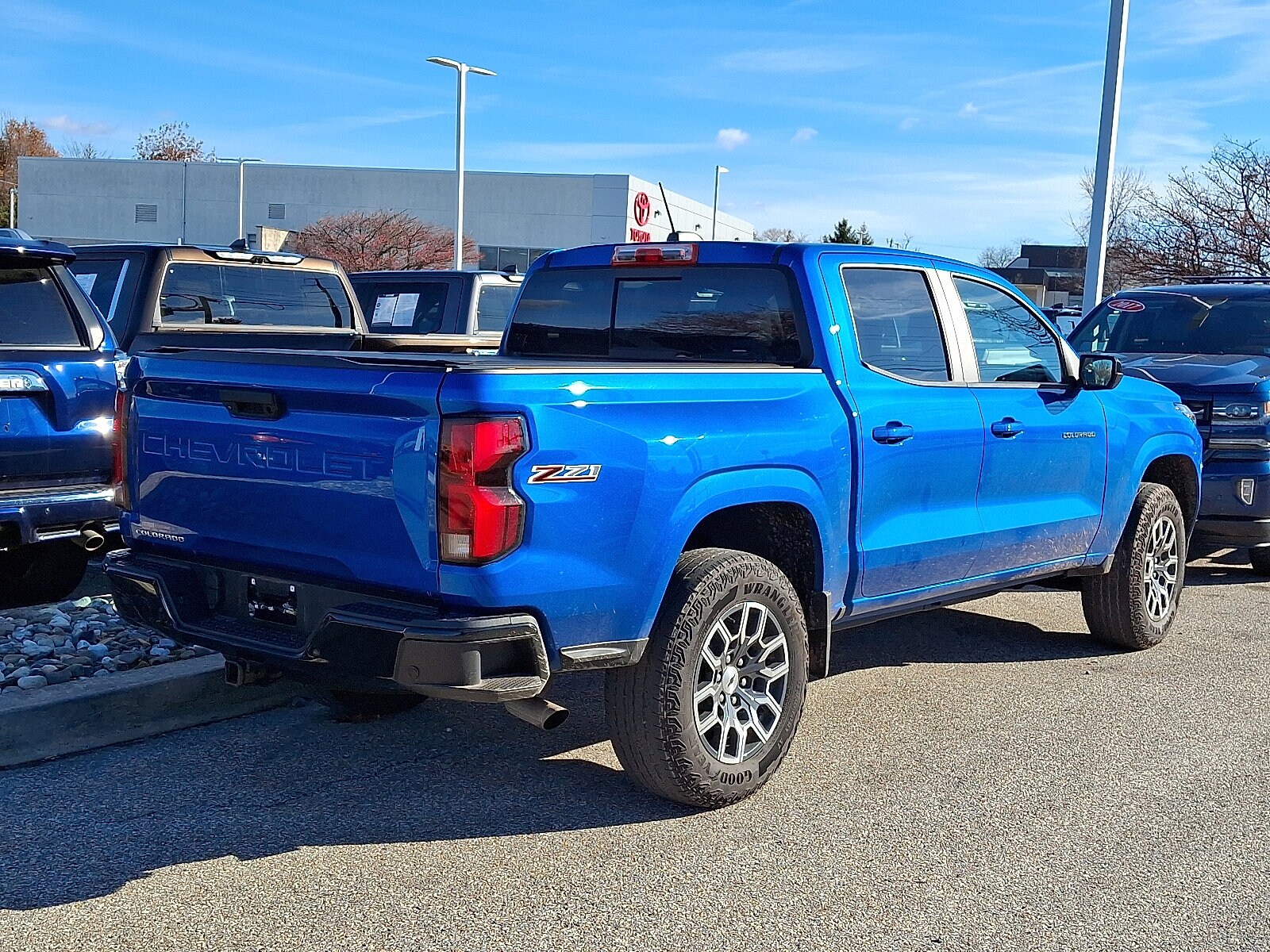 2023 Chevrolet Colorado Z71 photo 4