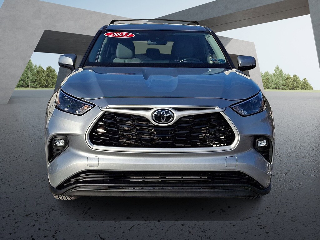 Certified 2023 Toyota Highlander LE Sport Utility