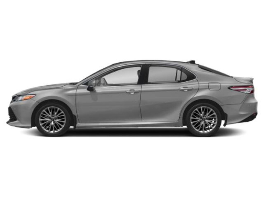 Used 2020 Toyota Camry XLE Sedan