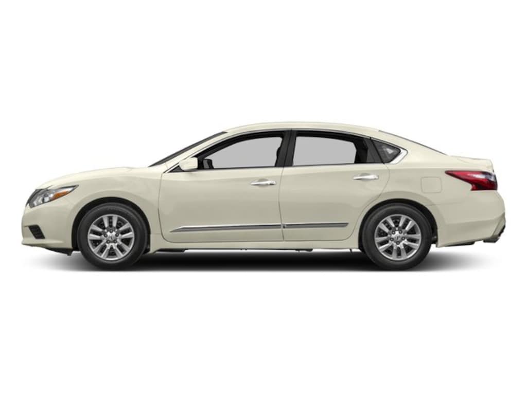 Used 2017 Nissan Altima 2.5 SV Sedan
