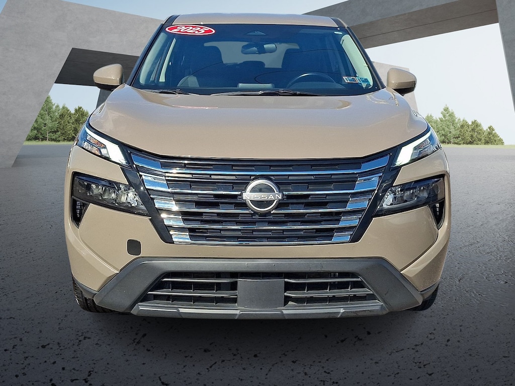 Used 2025 Nissan Rogue SV Sport Utility
