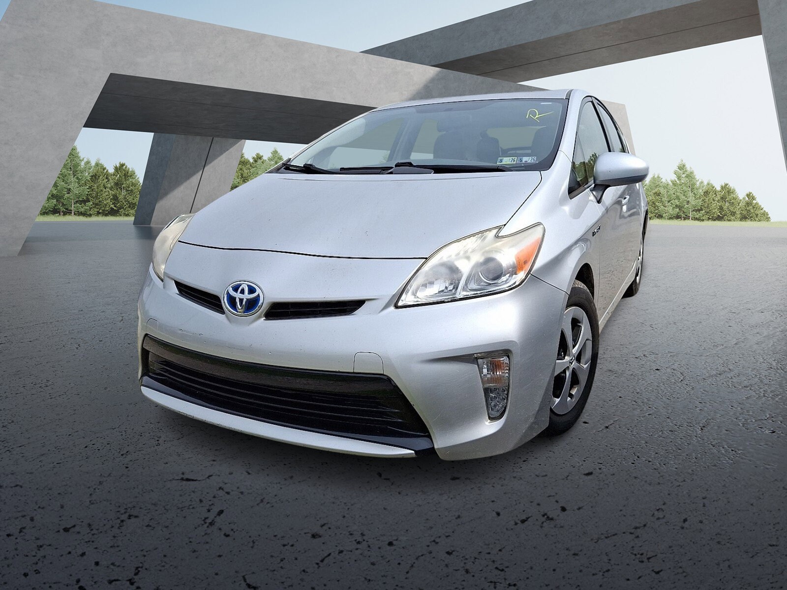 2013 Toyota Prius Three photo 2