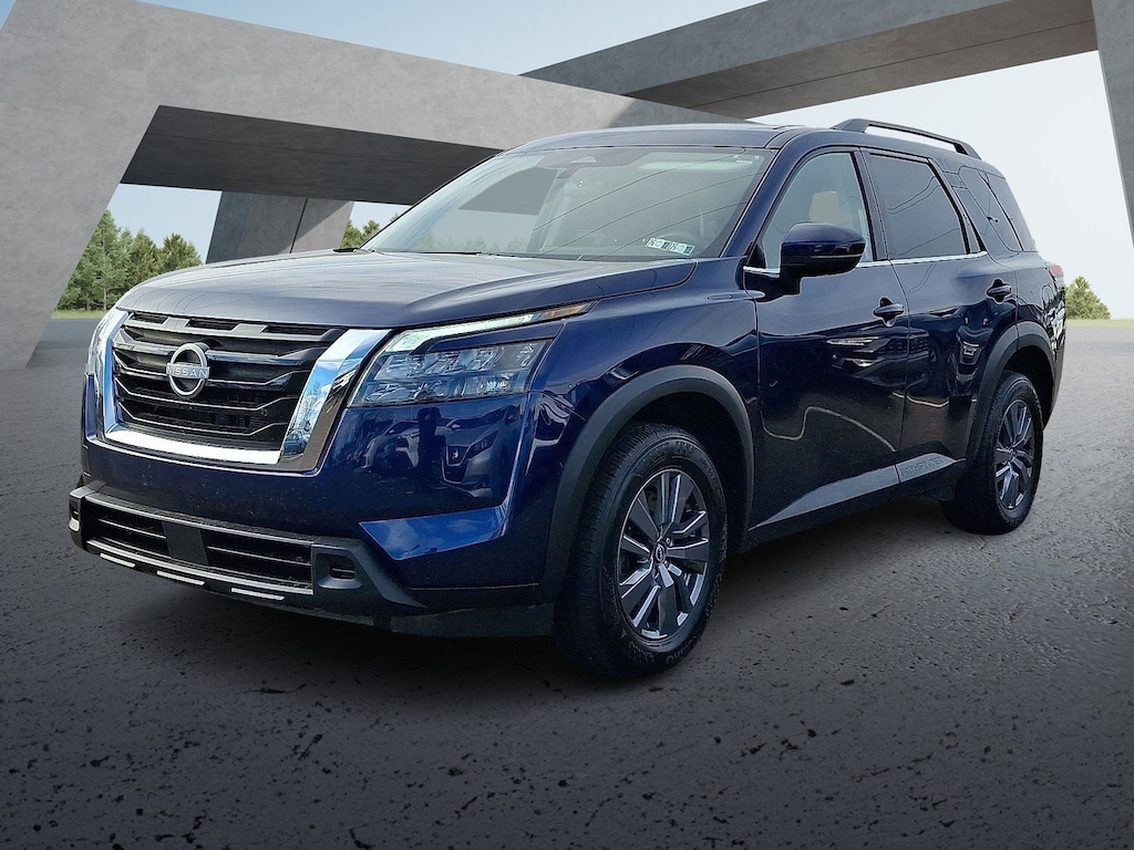 Used 2025 Nissan Pathfinder SV Sport Utility