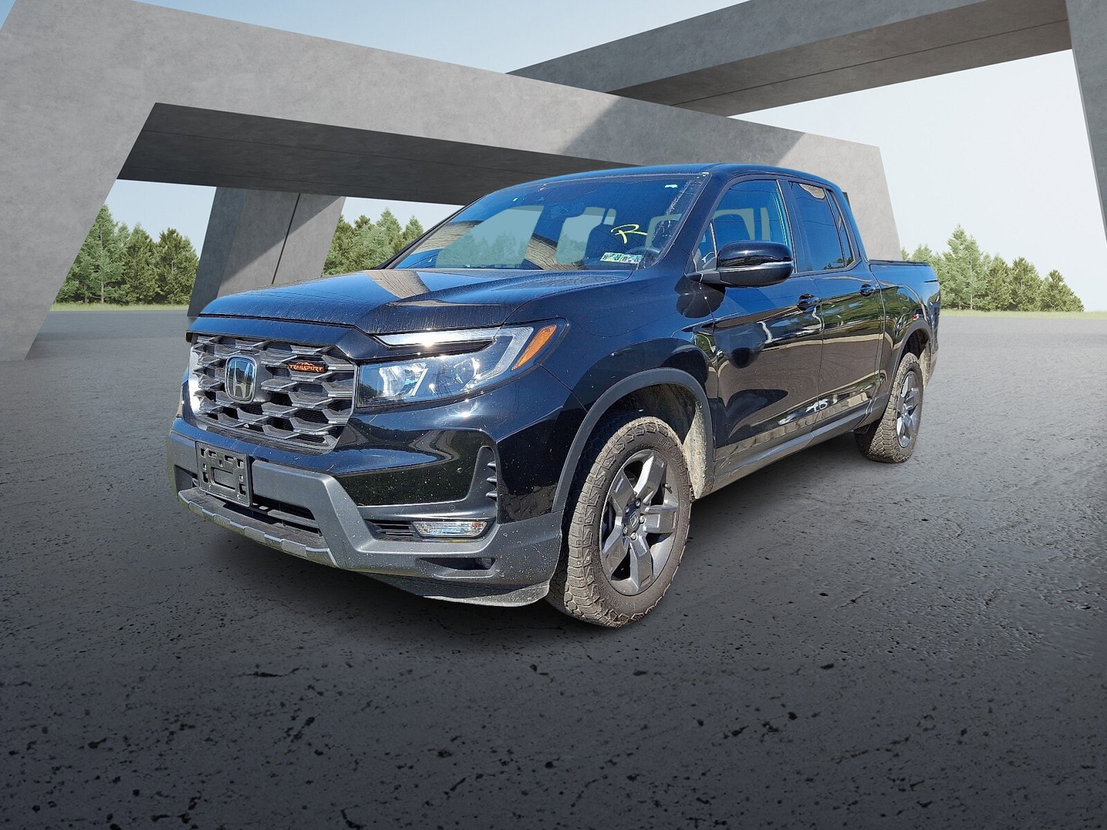 2024 Honda Ridgeline TrailSport photo 2