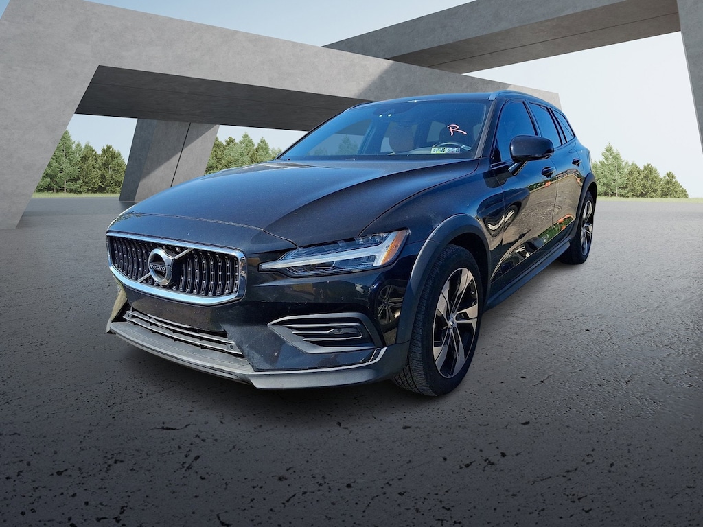 Used 2020 Volvo V60 Cross Country 4DR WGN AWD T5 Wagon