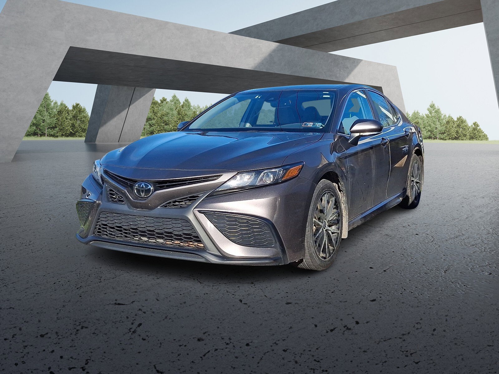 2024 Toyota Camry SE photo 3