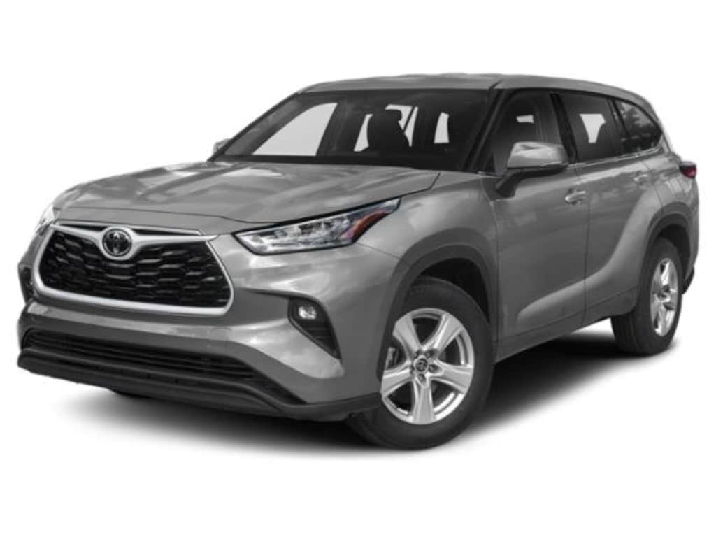 Used 2022 Toyota Highlander LE Sport Utility