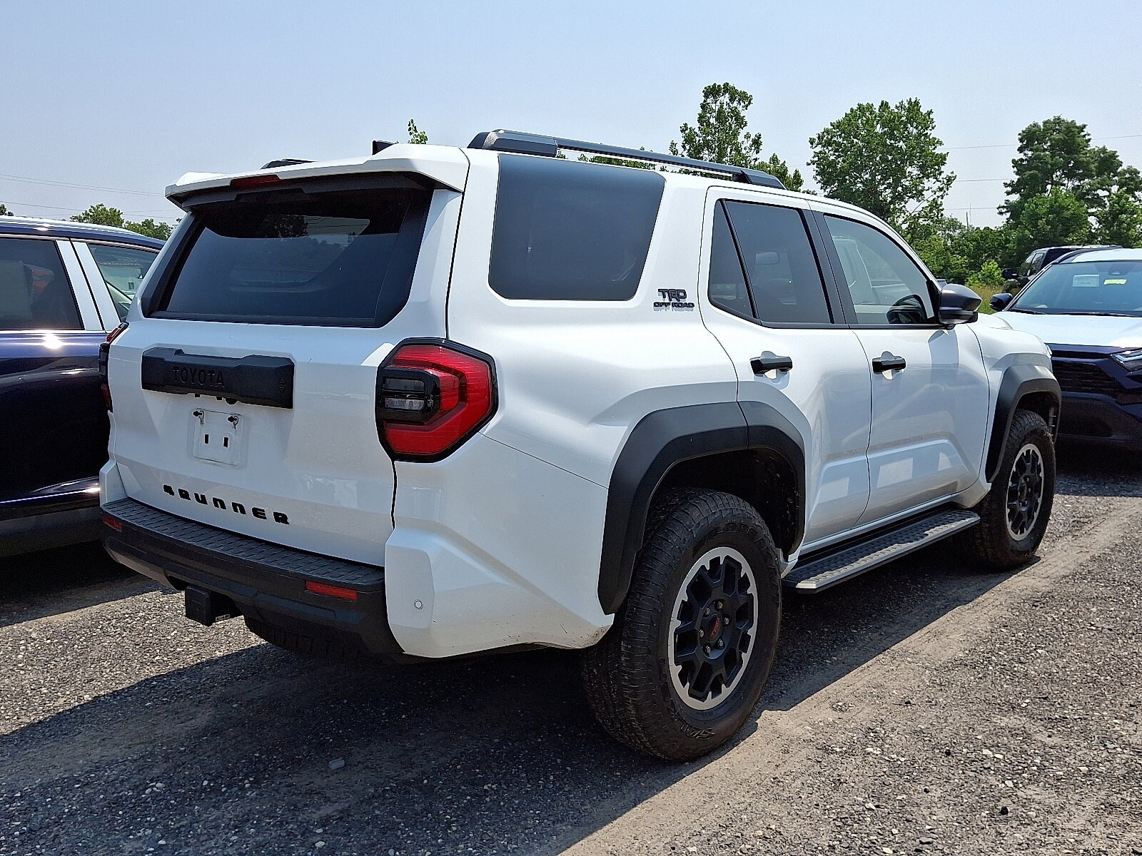 2025 Toyota 4Runner TRD 4WD photo 4