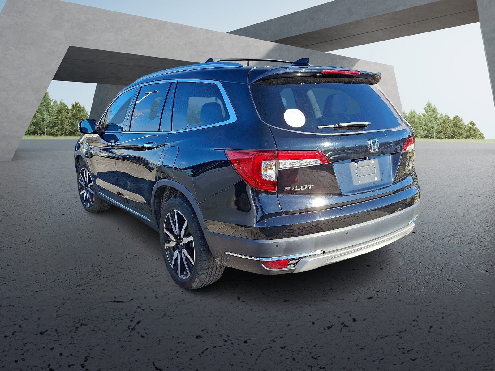 2019 Honda Pilot Touring photo 3