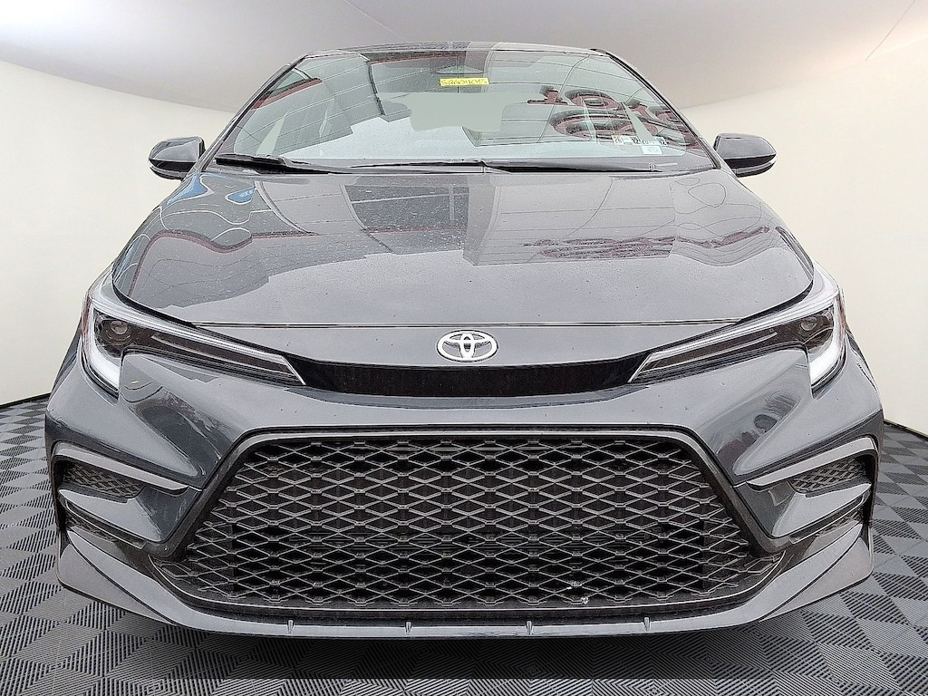 New 2026 Toyota Corolla SE Sedan