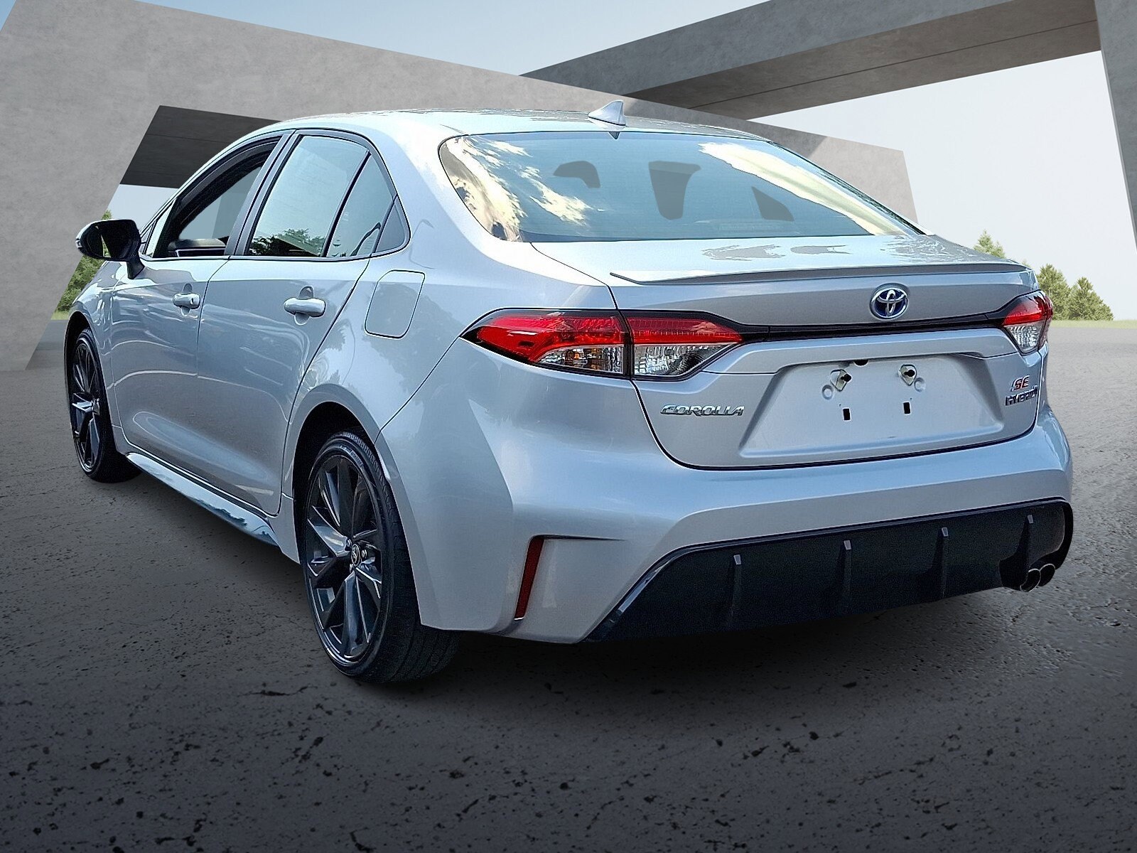 2024 Toyota Corolla Hybrid SE photo 4