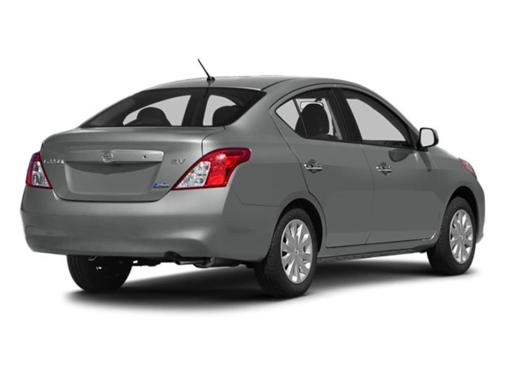 Used 2014 Nissan Versa SV Sedan