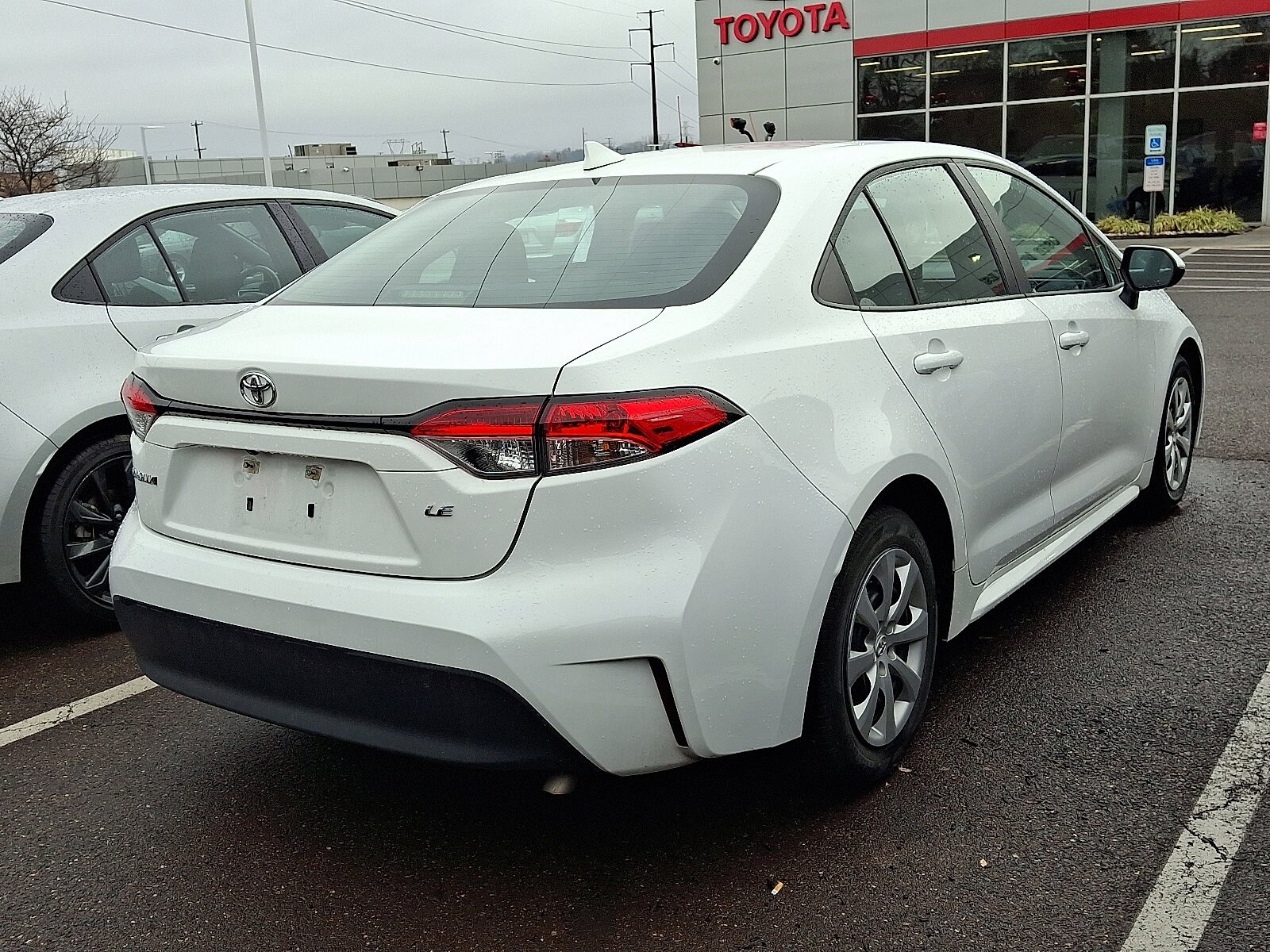 2024 Toyota Corolla LE photo 4