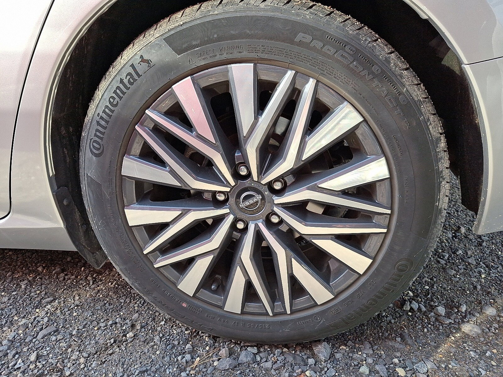 2023 Nissan Altima 2.5 SV photo 2