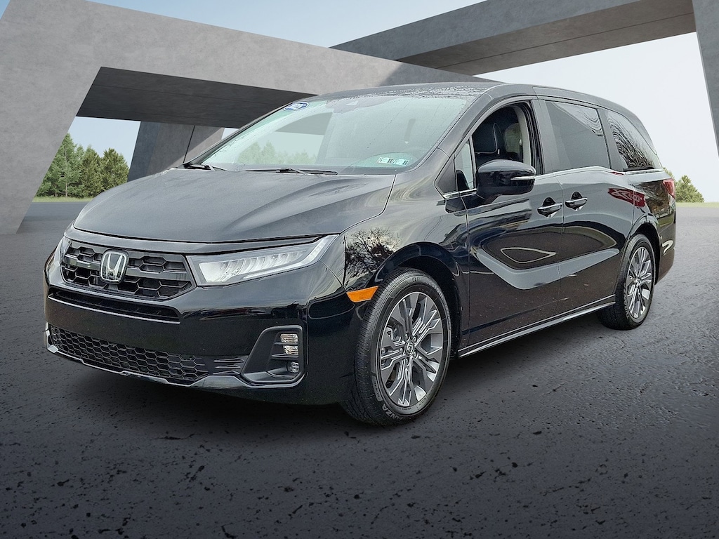 Used 2025 Honda Odyssey Touring Minivan