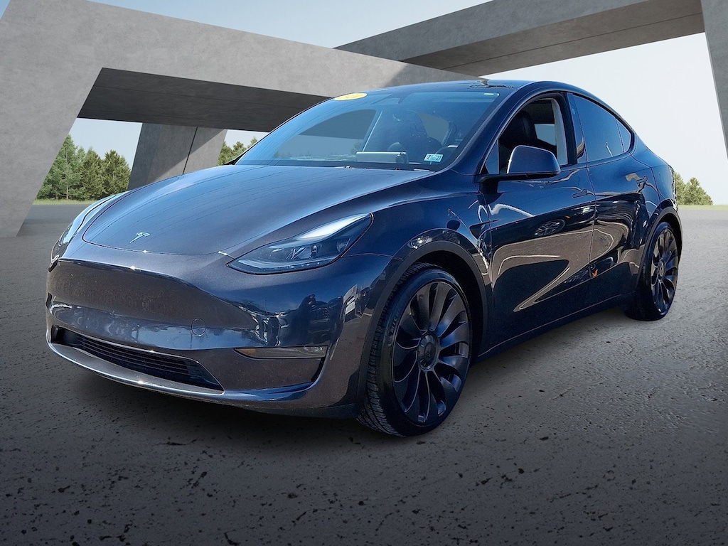 Used 2024 Tesla Model Y Performance Sport Utility
