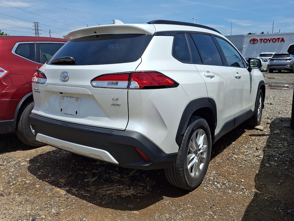 Used 2023 Toyota Corolla Cross LE Sport Utility