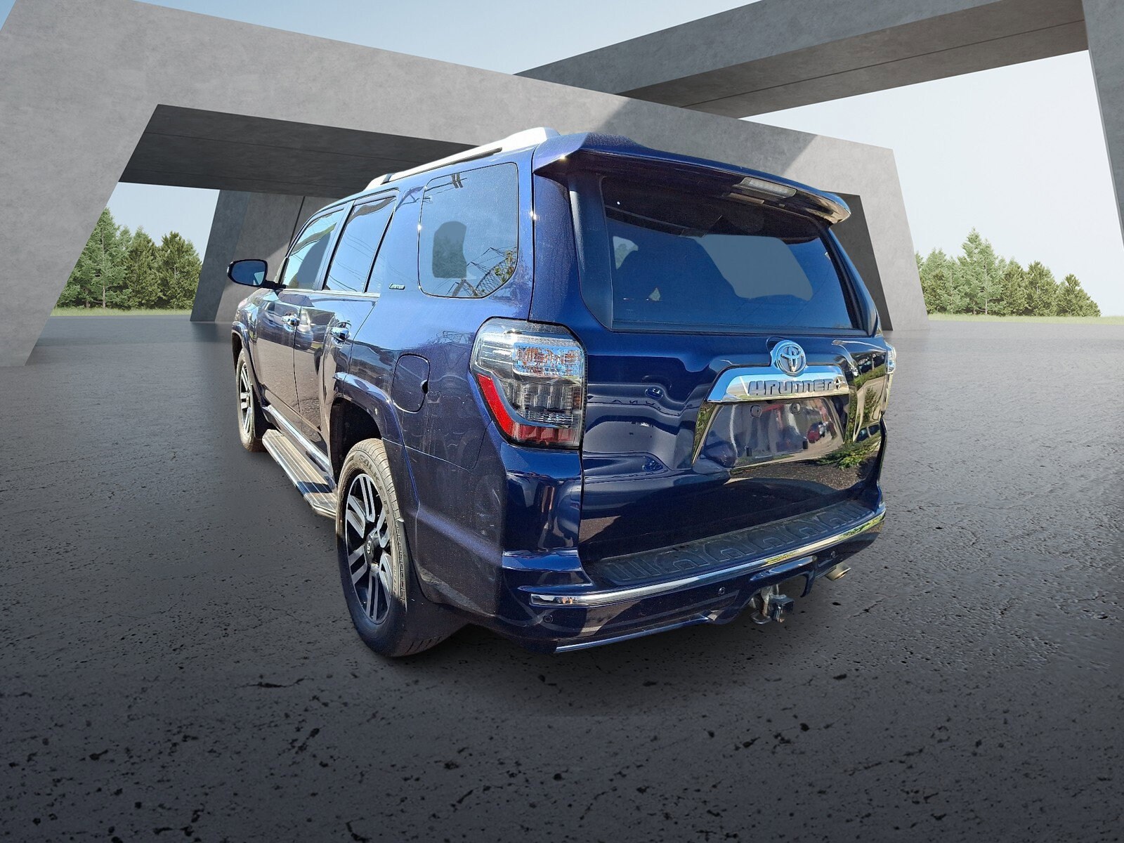 2022 Toyota 4Runner Limited Sport photo 3