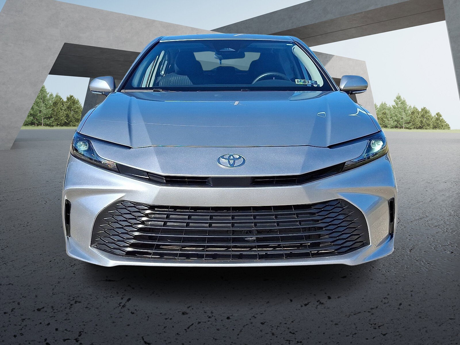 2025 Toyota Camry LE photo 2