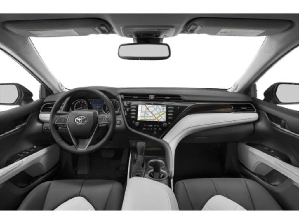 Used 2020 Toyota Camry XLE Sedan