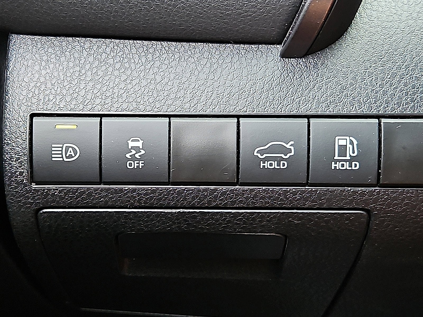 2023 Toyota Camry SE - Photo 24