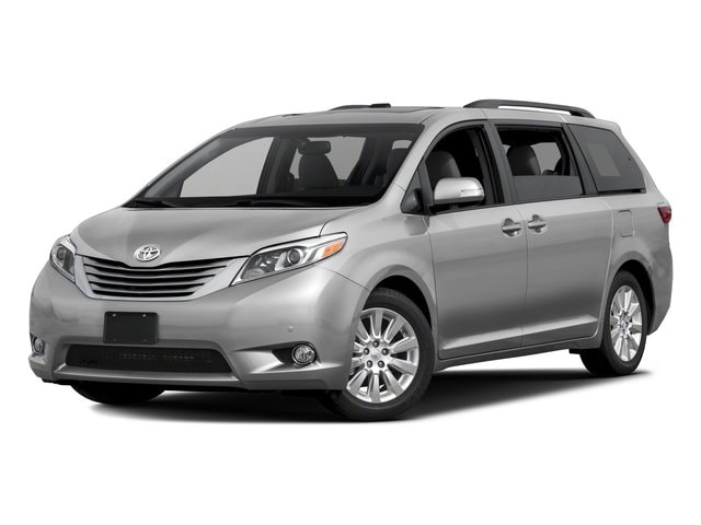 2016 Toyota Sienna XLE V6 7-Passenger Access Seat's photo