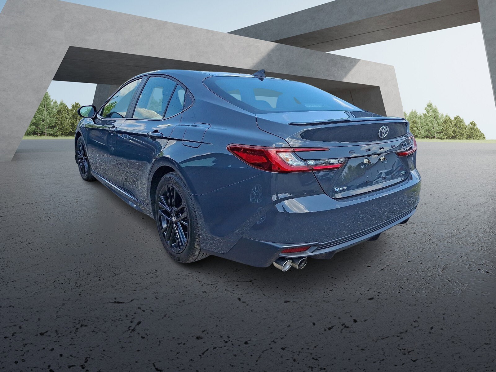 2025 Toyota Camry SE photo 3