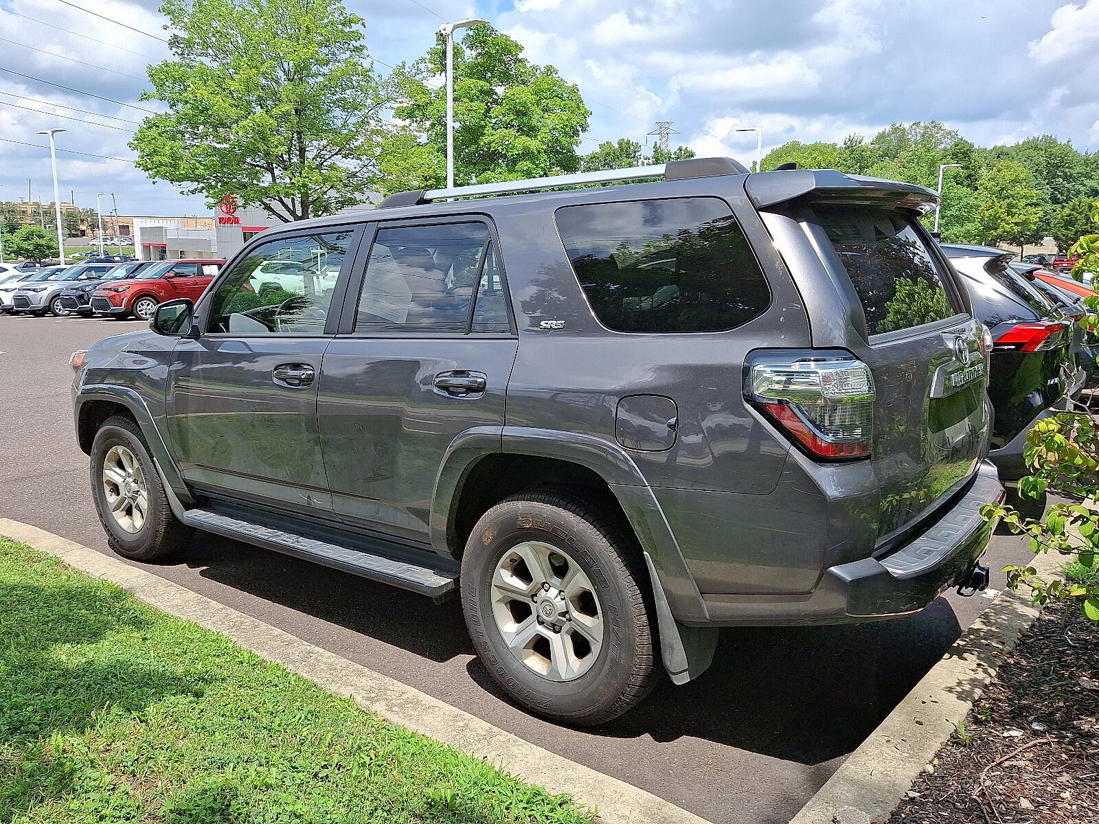 2020 Toyota 4Runner SR5 Sport photo 4