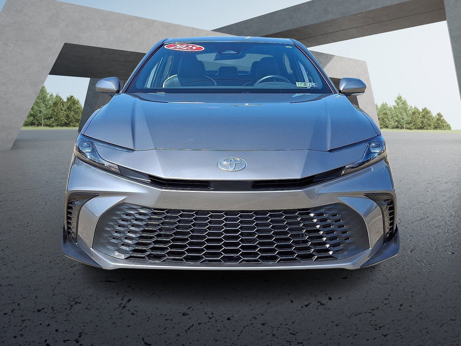 2025 Toyota Camry SE photo 2