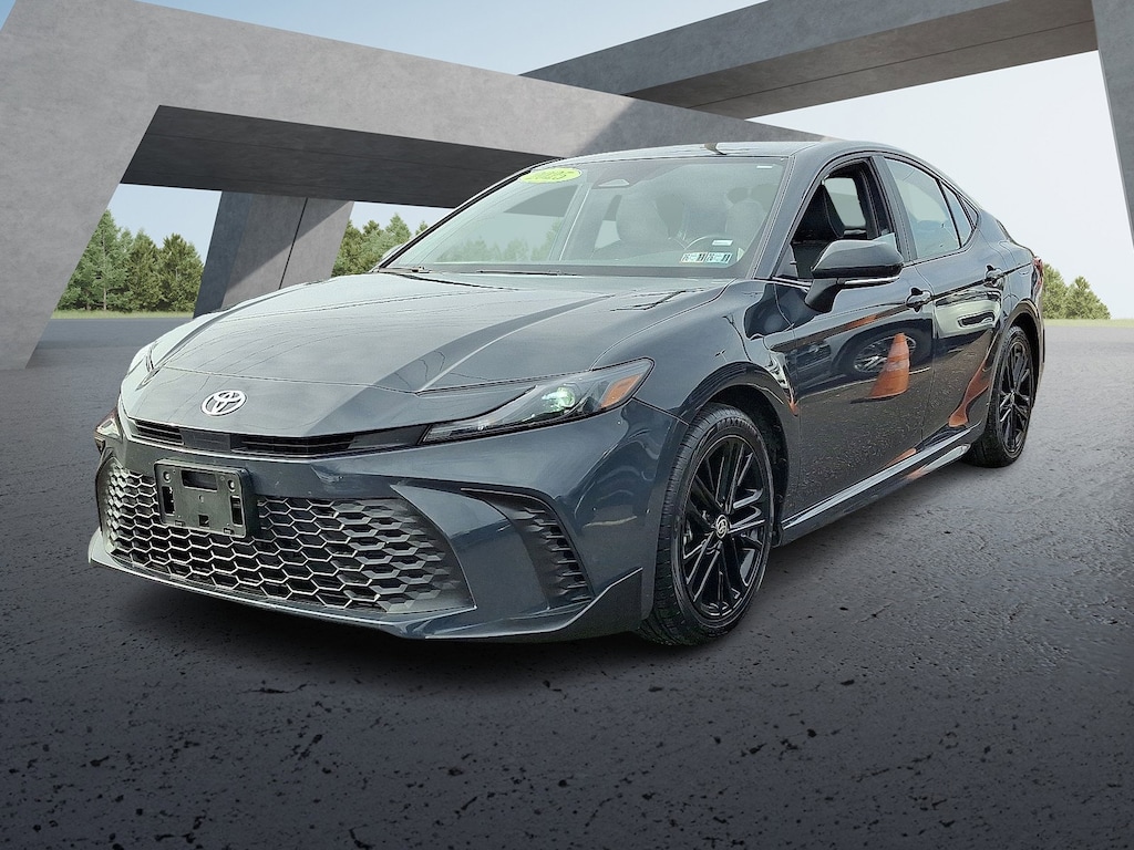 Certified 2025 Toyota Camry SE Sedan