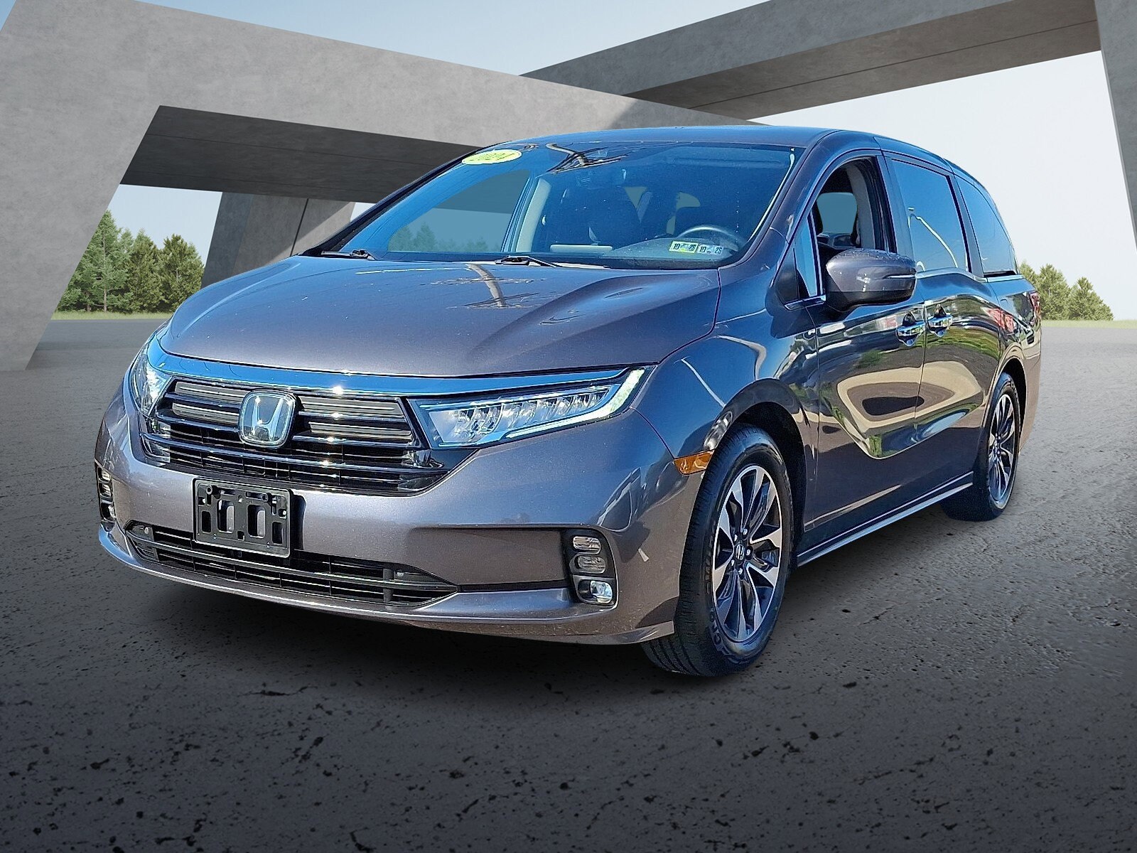 2024 Honda Odyssey EX-L photo 2