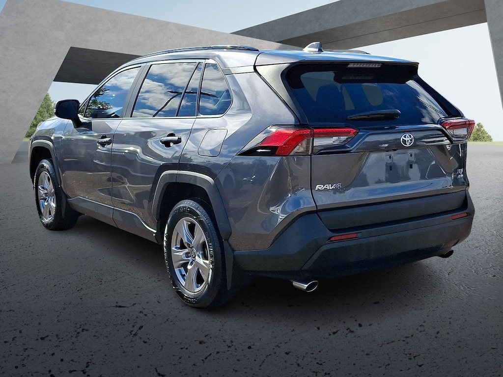 Used 2022 Toyota RAV4 XLE Sport Utility