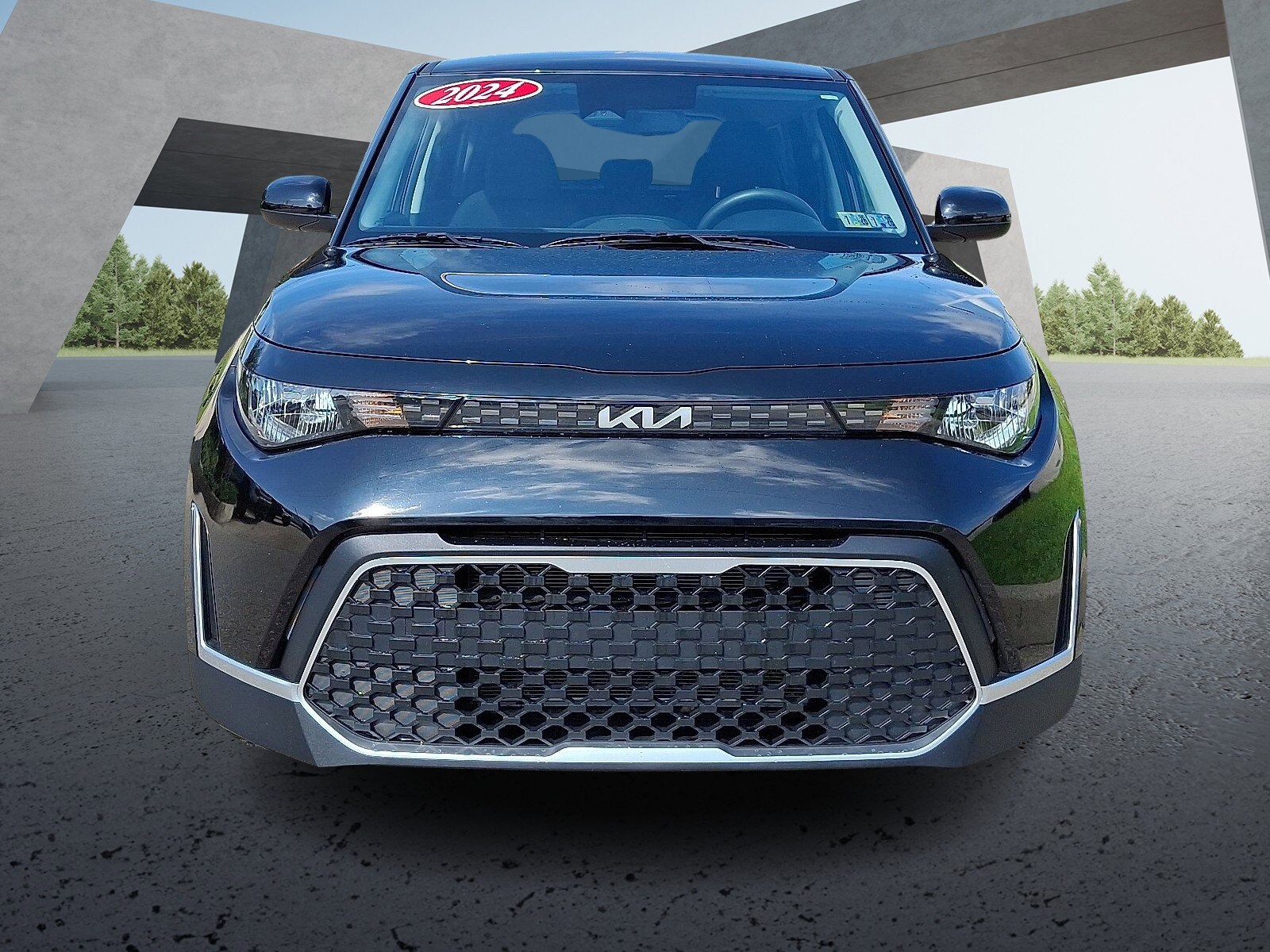 2024 Kia Soul LX photo 2