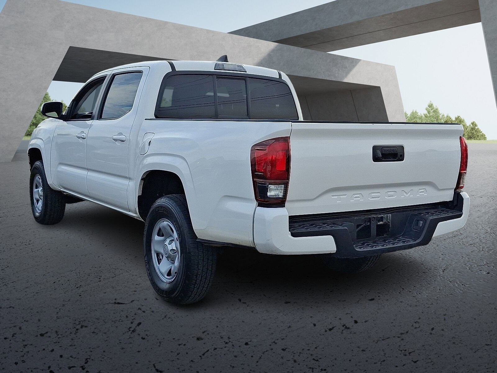 2023 Toyota Tacoma SR photo 4