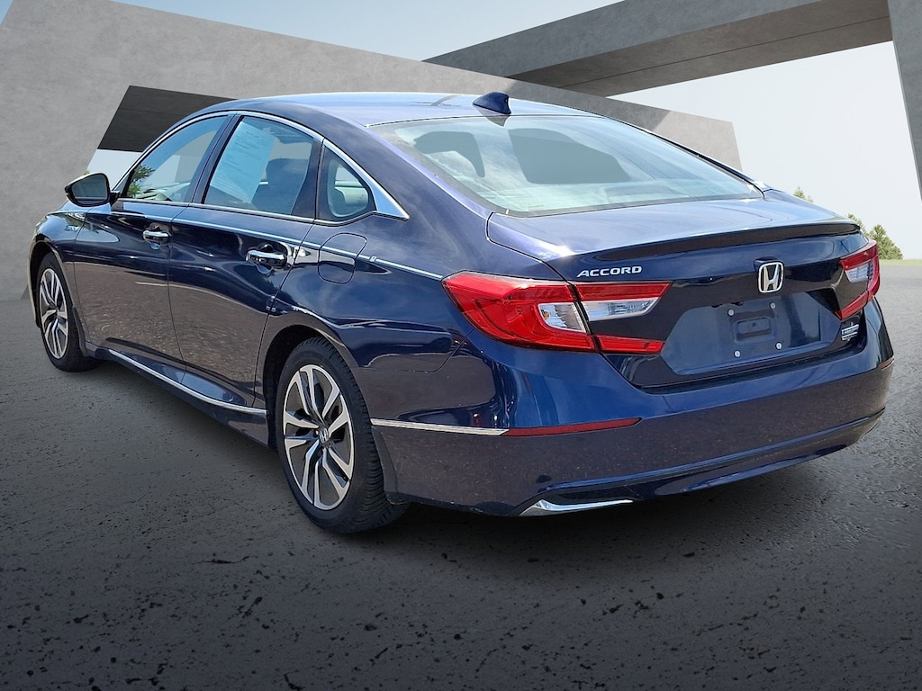 Used 2019 Honda Accord Hybrid Touring Sedan