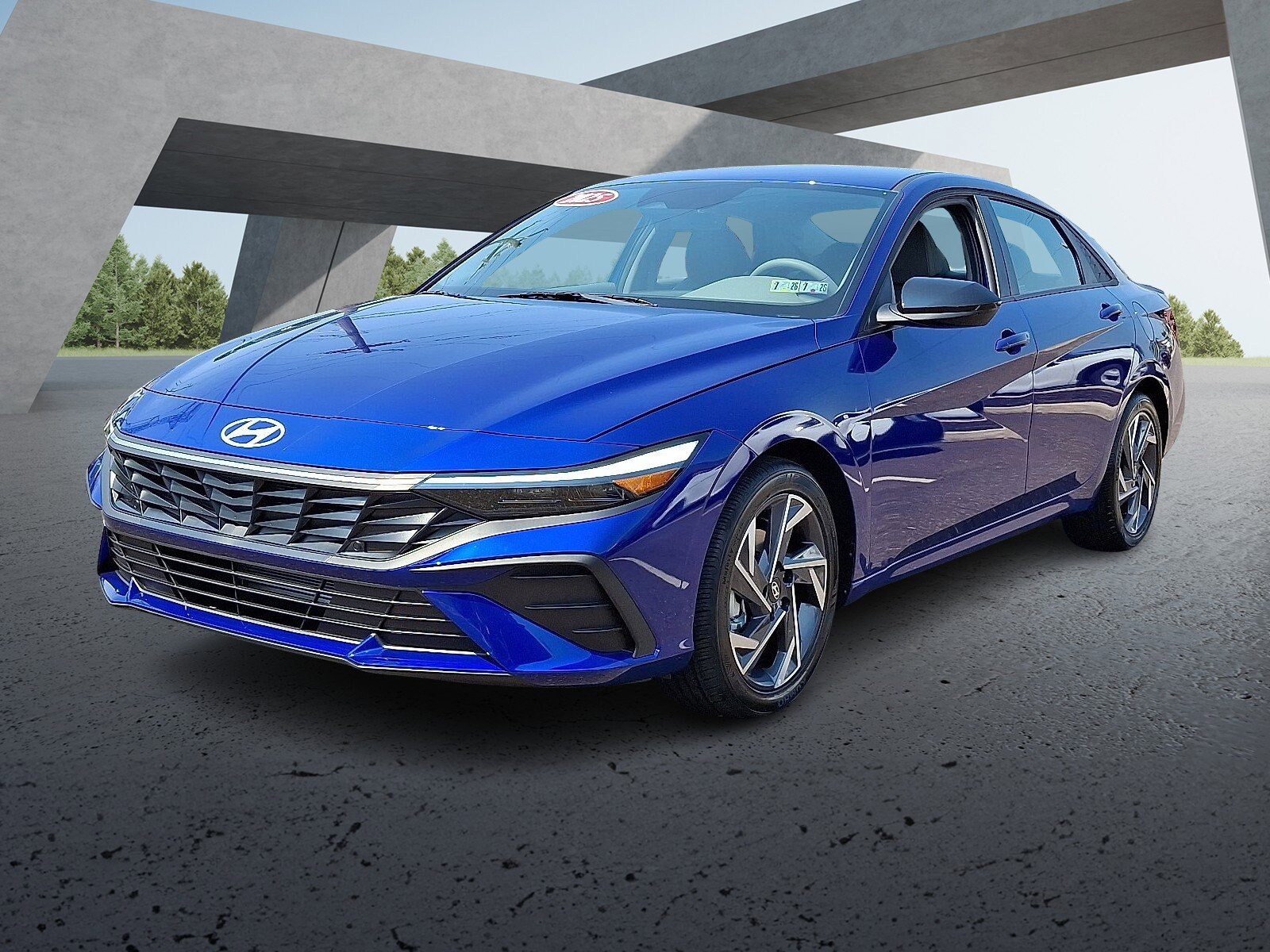 2025 Hyundai Elantra SEL Sport photo 3
