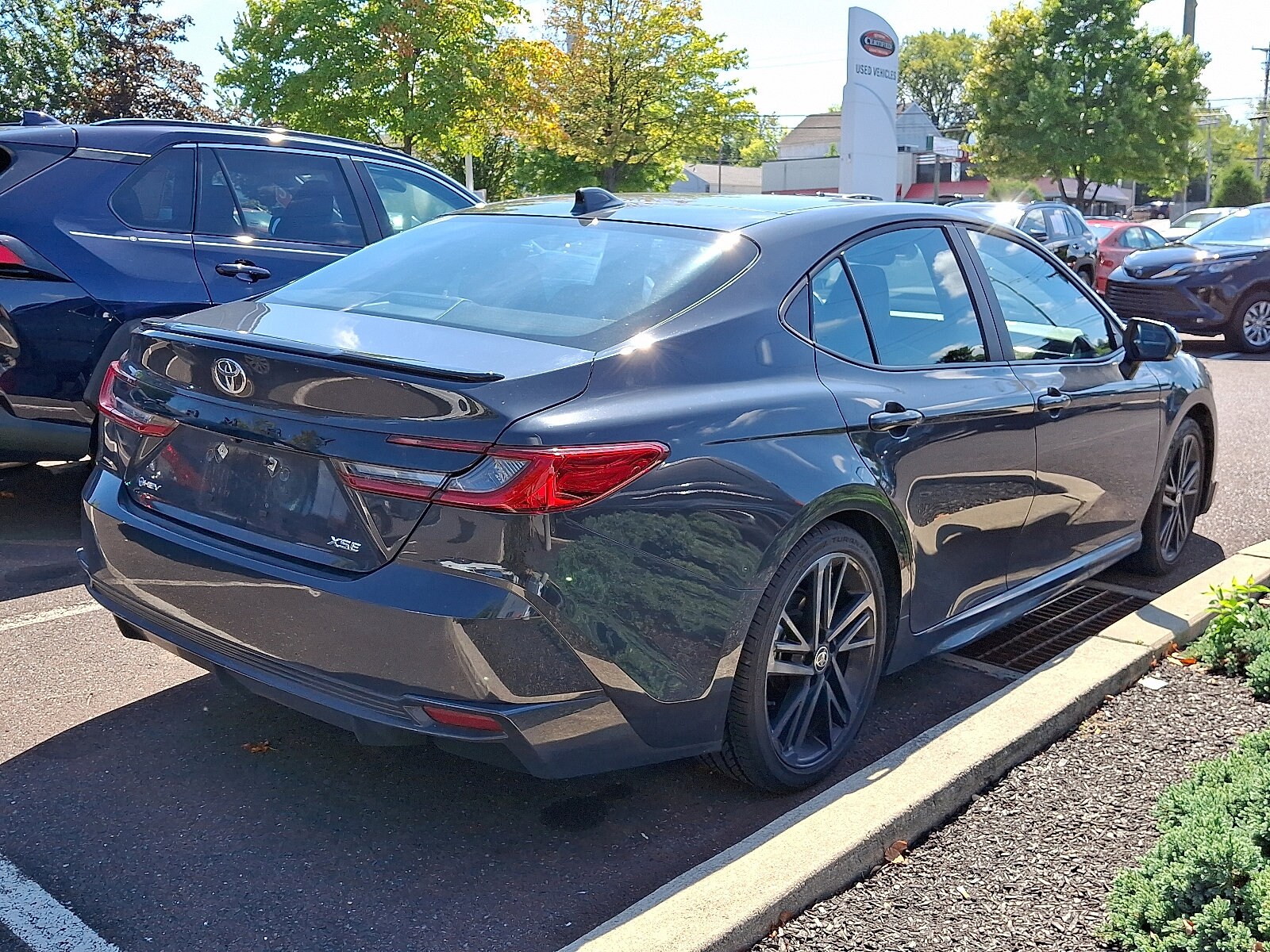2025 Toyota Camry XSE photo 3