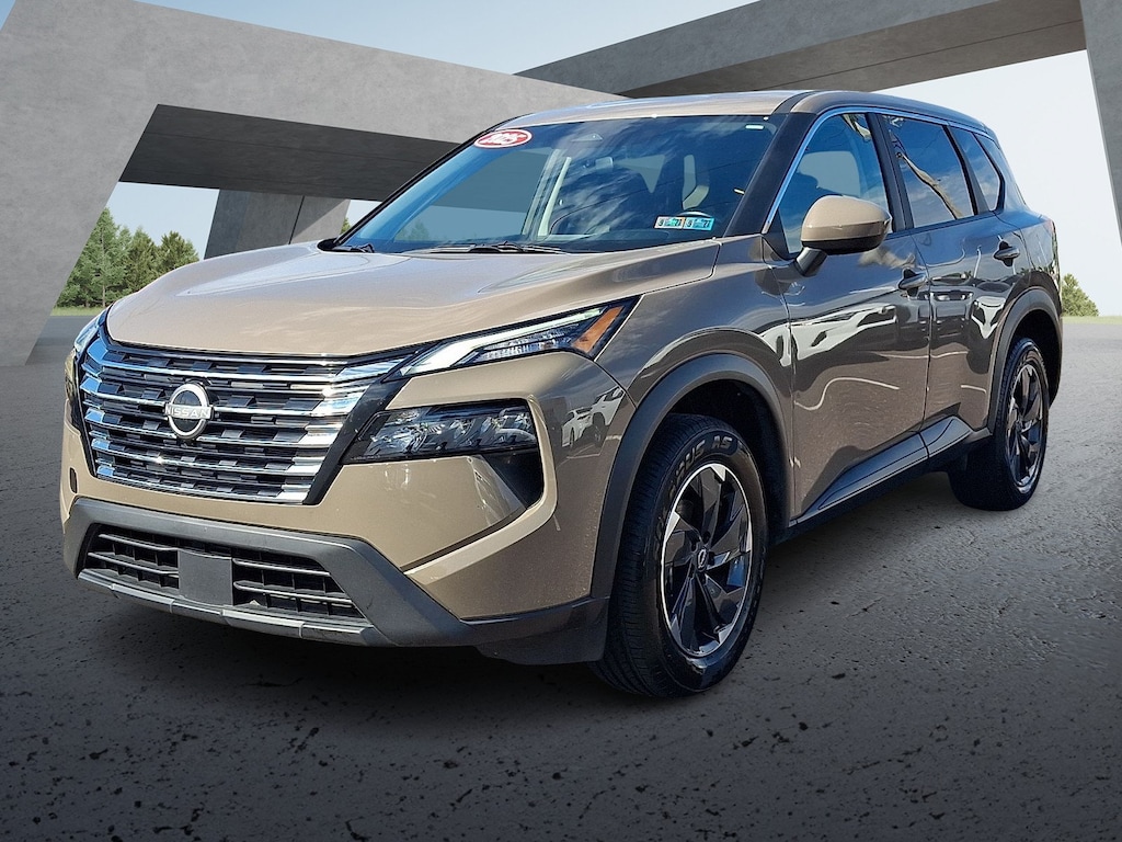 Used 2025 Nissan Rogue SV Sport Utility