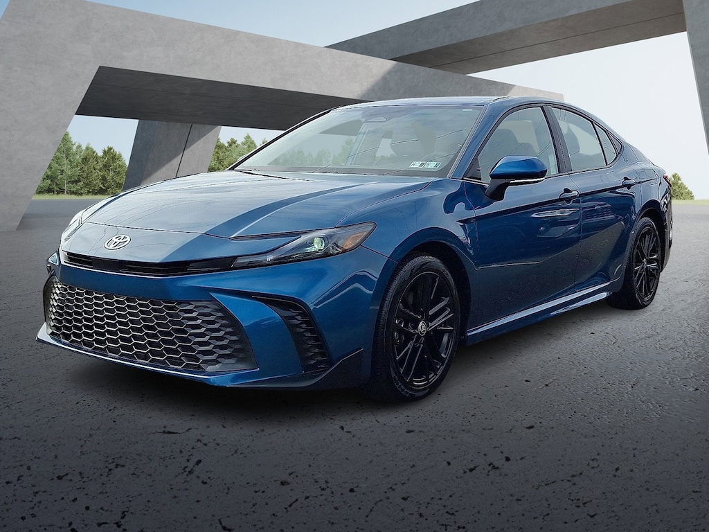 Certified 2025 Toyota Camry SE Sedan