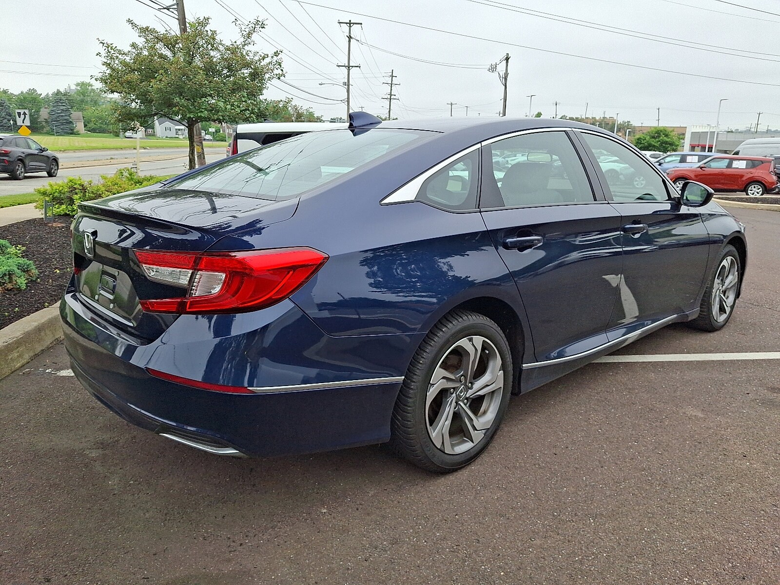 2020 Honda Accord EX photo 4