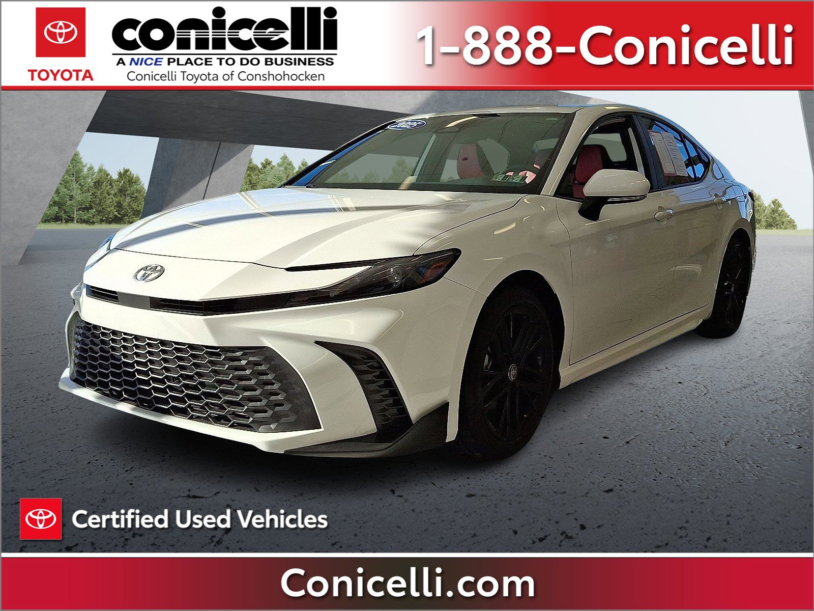 2025 Toyota Camry SE's photo