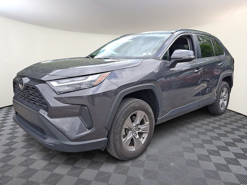 Used 2025 Toyota RAV4 XLE Sport Utility