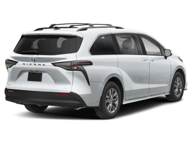 2025 Toyota Sienna XLE photo 2
