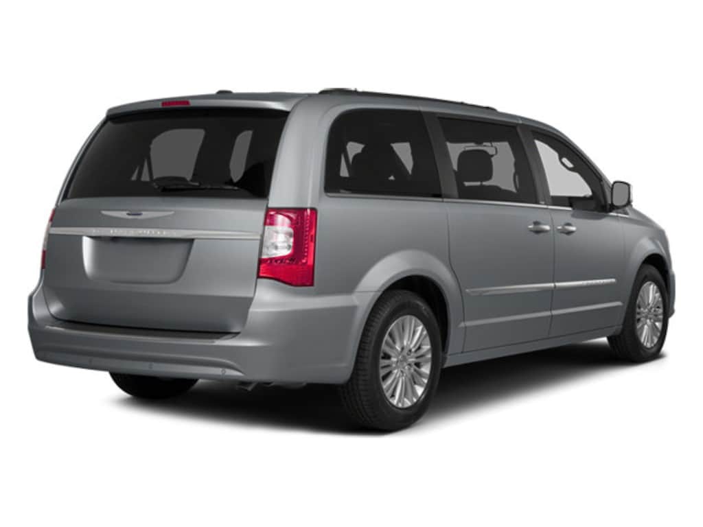 Used 2014 Chrysler Town & Country Touring Minivan