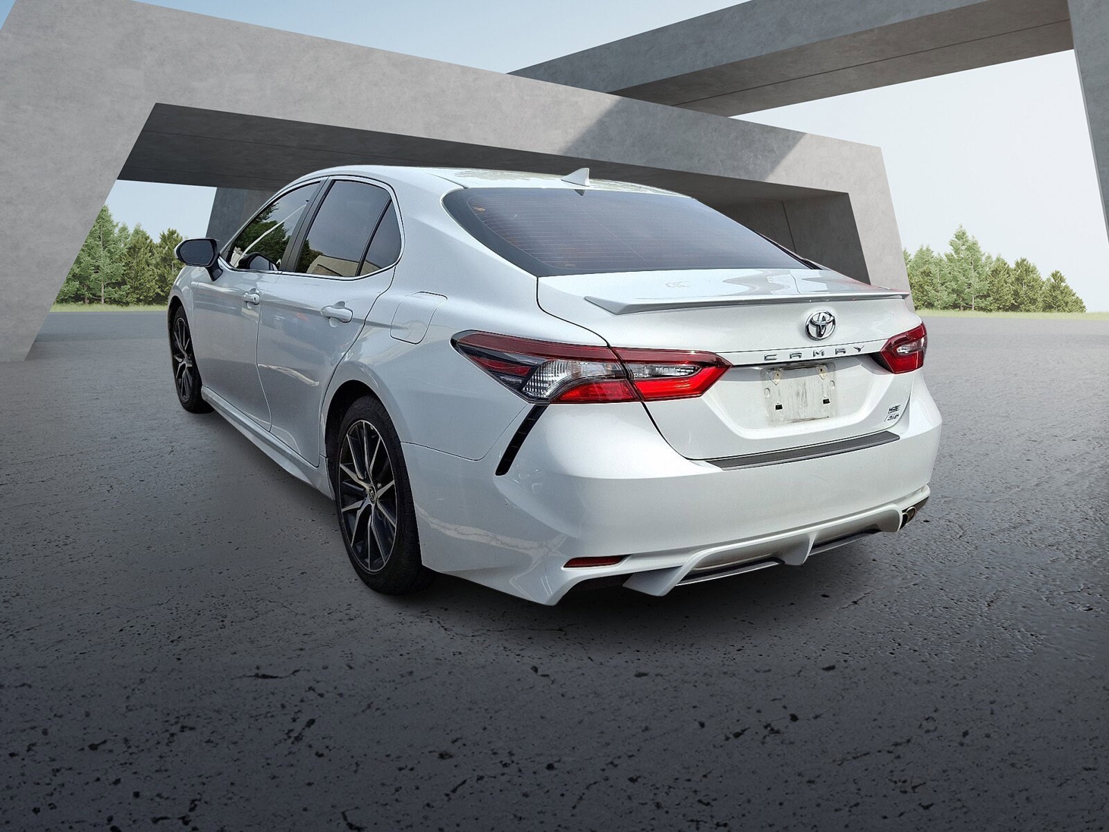 2022 Toyota Camry SE photo 3