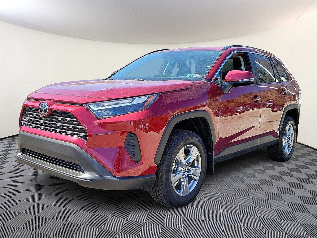 New 2025 Toyota RAV4 XLE SUV