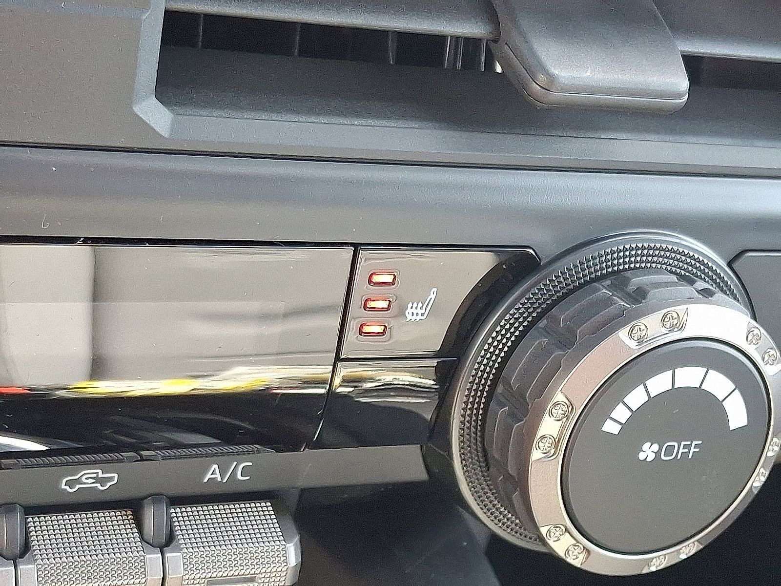 2025 Toyota Tacoma TRD Off Road - Photo 18