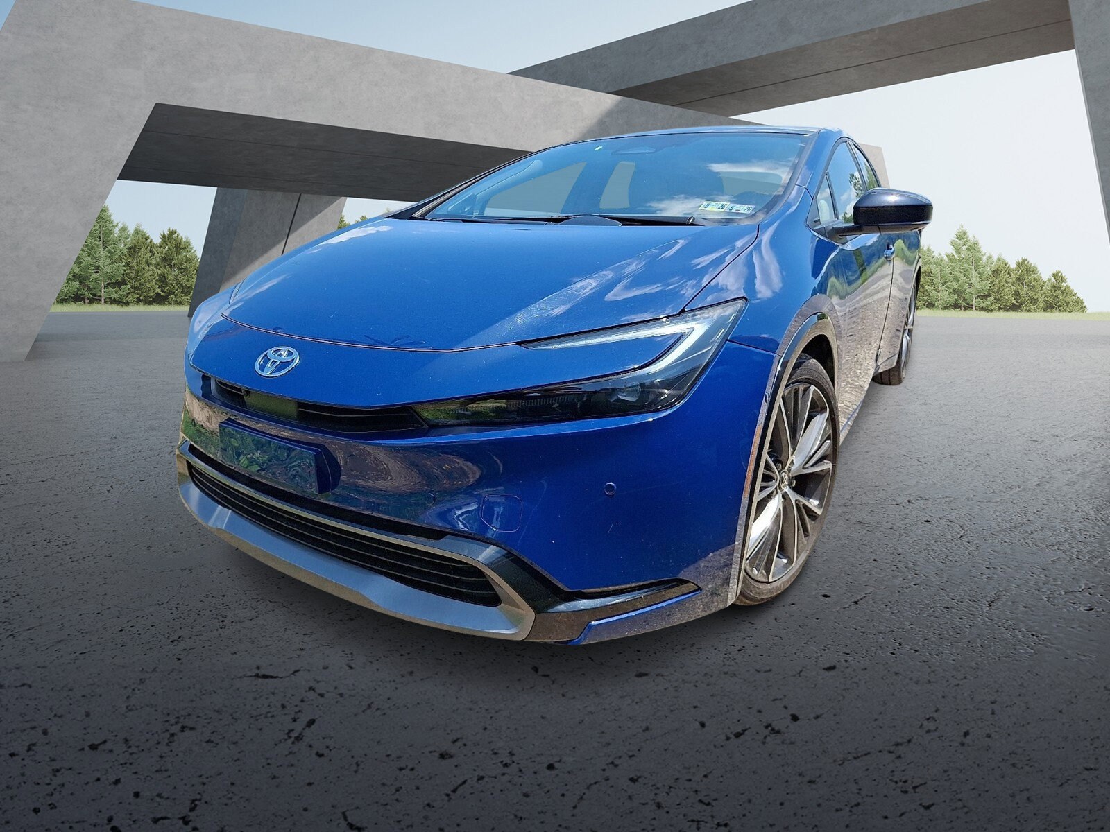 2024 Toyota Prius Limited photo 2